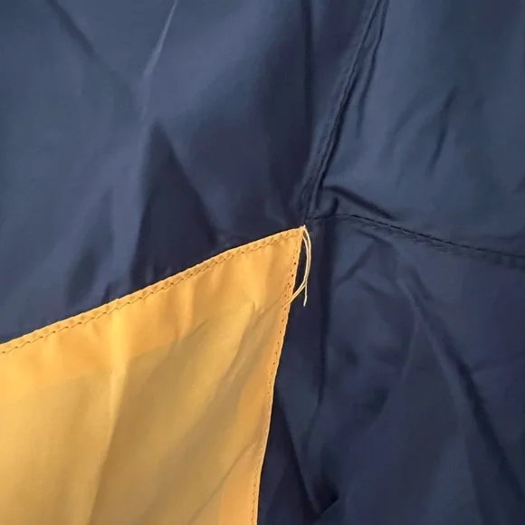 Cropped Windbreaker from LF - Picture 8 of 12